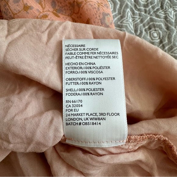 Kimchi Blue Flutter Sleeve Chiffon Peach Floral Fit & Flare Mini Dress Size 6 - Picture 13 of 13